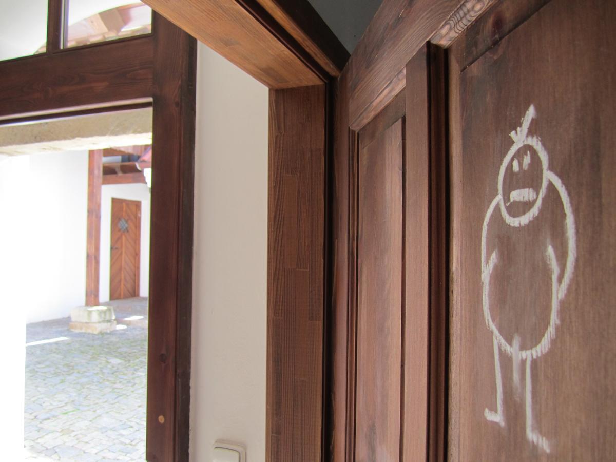 Hotel Holubnik Statecnych Zen Kralovych Luže Exterior foto